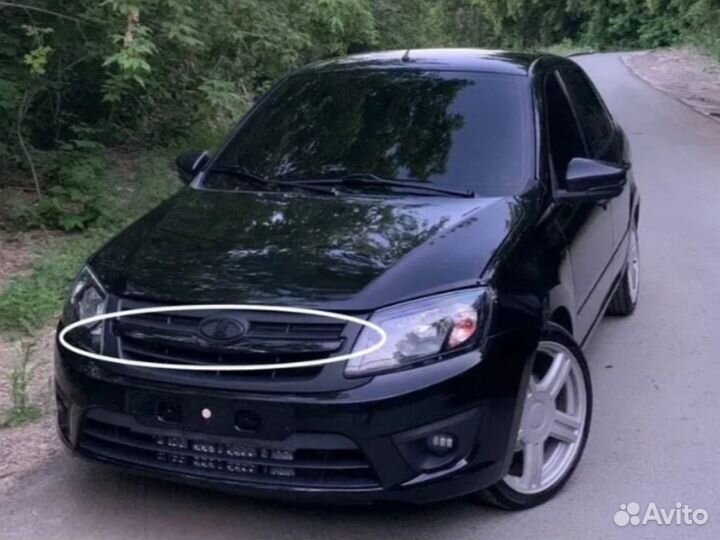 Накладка решетки радиатора сабля LADA Granta