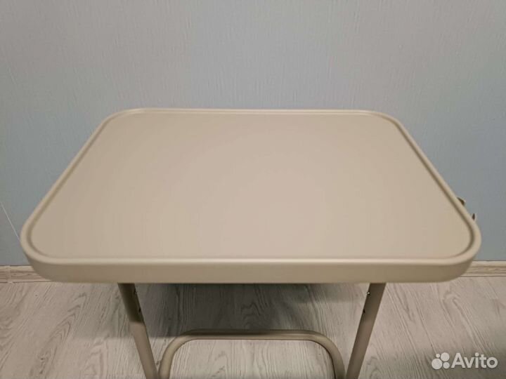 Подставка стол для ноутбука Икеа