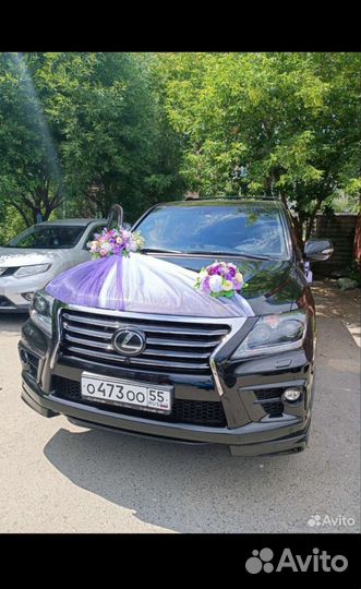 Украшение свадебной машины