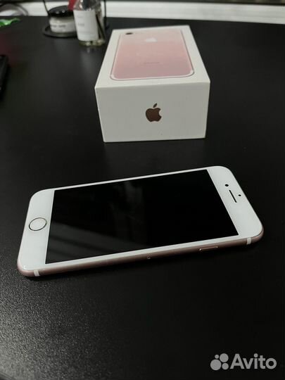 iPhone 7, 32 ГБ