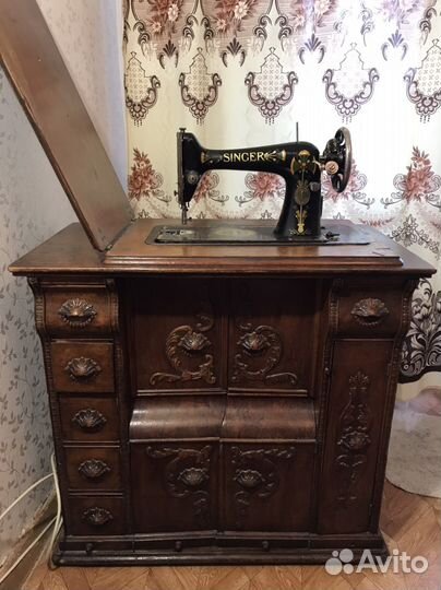 Швейная машинка зингер ножная