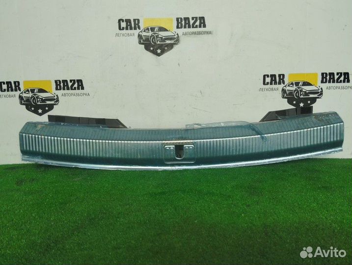 Обшивка багажника Audi A4