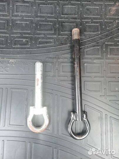 Крюк буксировочный Toyota королла и на рено
