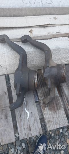 Кулаки Нива