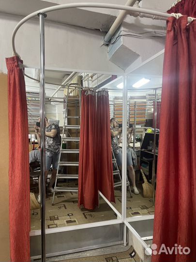 Зеркало настенное /примерочная бу