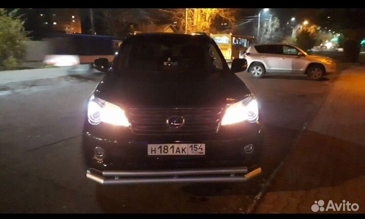 Нижняя защита бамперов и порогов