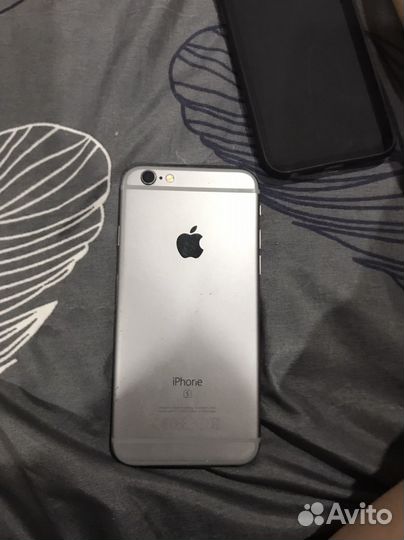 iPhone, 8 ГБ