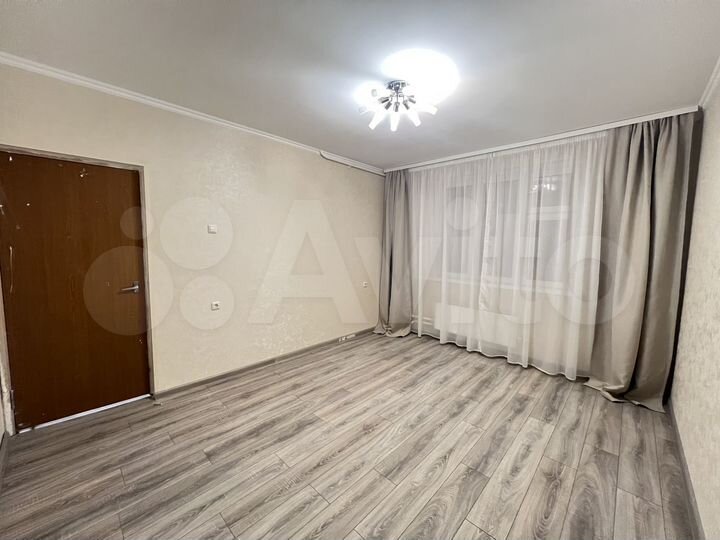 2-к. квартира, 65 м², 17/17 эт.