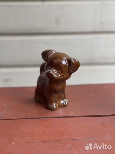 Статуэтка собака