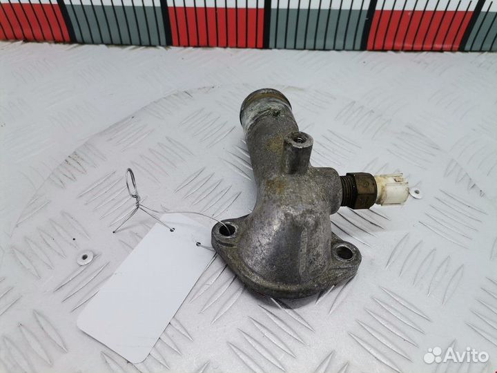 Корпус термостата Mitsubishi Sigma 4 1993 MD160133