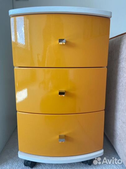 Тумбочка для детской/гостиной