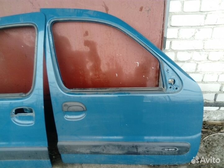 Дверь передняя Renault Kangoo