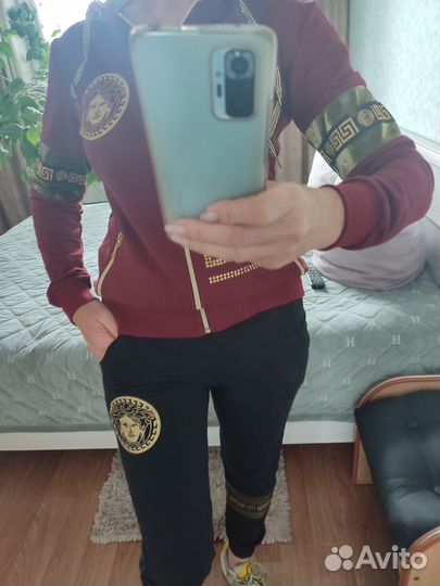 Костюм спортивный