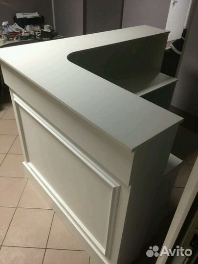 Ресепшн-Стойка администратора