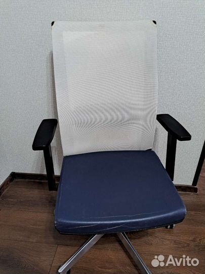 Компьютерный стул