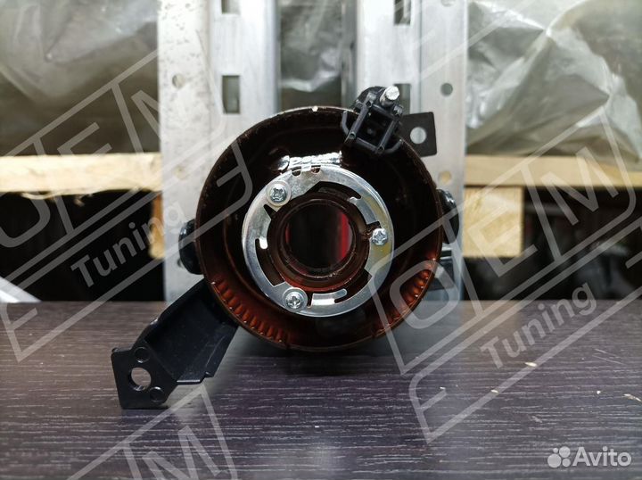 Фара противотуманная правая Volkswagen Polo