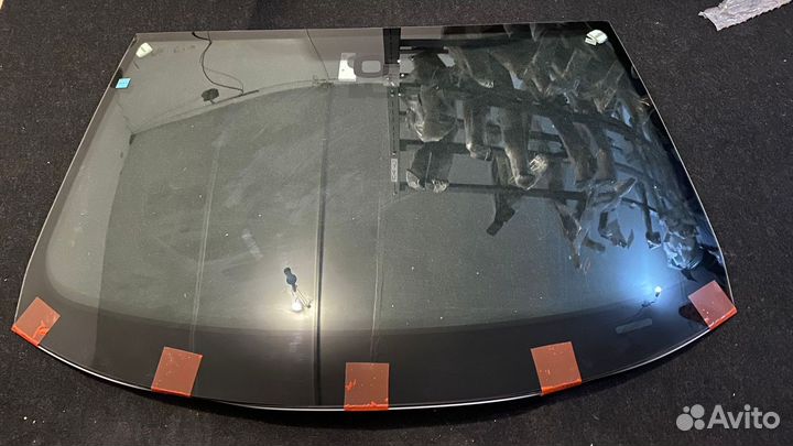 Стекло лобовое bora/ jetta III (4LIM)