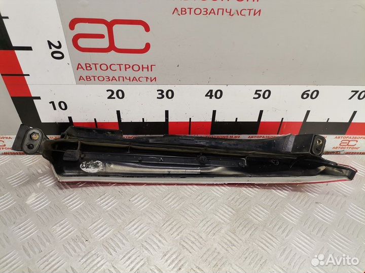 Фонарь задний левый для Volvo XC90 1 30678220