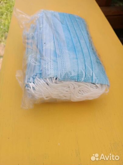 Маска одноразовая медицинская