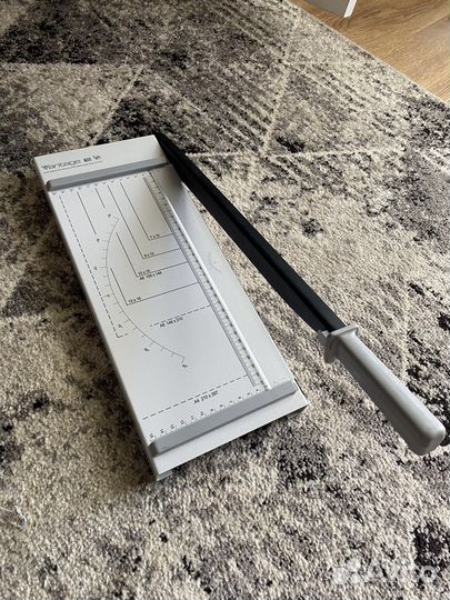 Резак для бумаги сабельный vantage 10