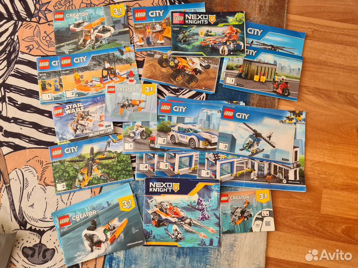 Lego россыпью (с частью инструкций)