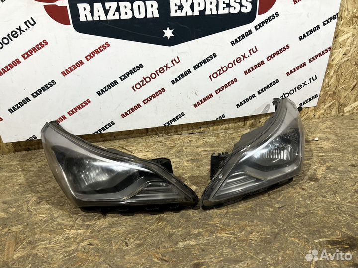 Фара левая правая галоген Hyundai Solaris 1