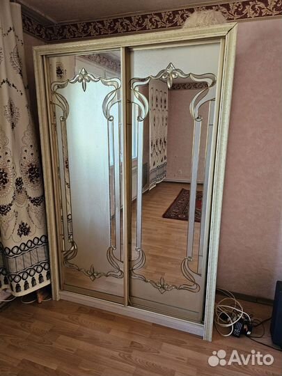 Шкаф представительный качественный белорусский