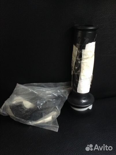 Новая оригинальная грипса в сборе Yamaha Fazer Fz1