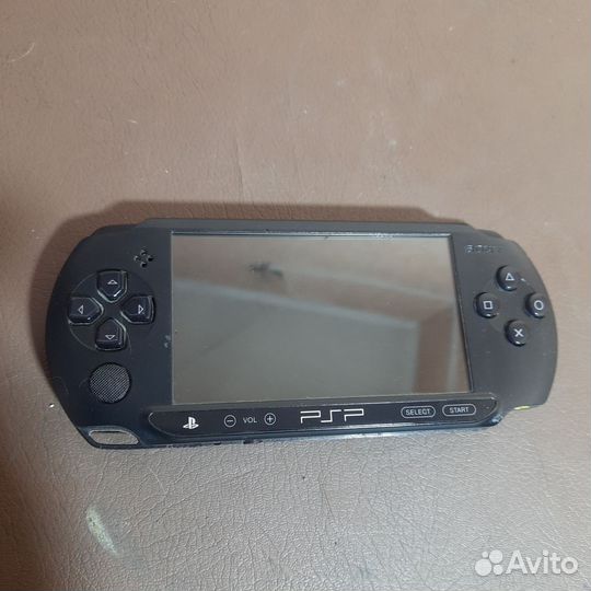 Sony PSP e 1008