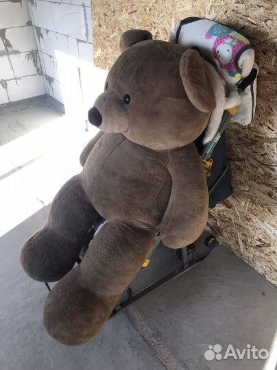 Плюшевый медведь