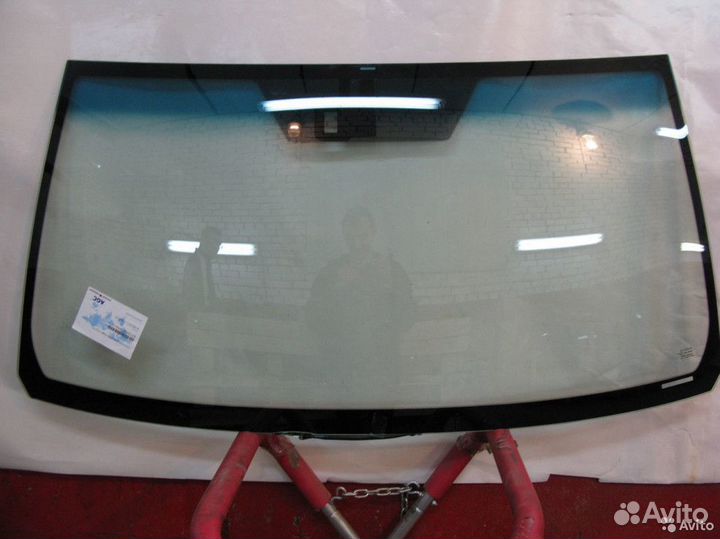 Стекло заднее Kia Rio X-Line