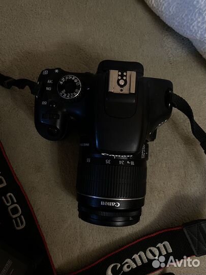 Canon EOS 550D Kit 18-55 mm