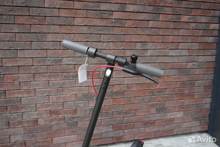 Электросамокат Xiaomi Mi Electric Scooter 3 Lite