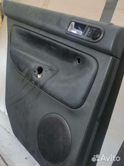 Дверные карты задние golf 4