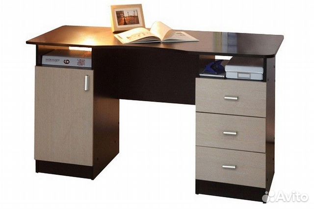 Стол письменный 2-х тумбовый. В наличии