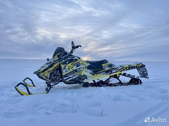 BRP Ski-Doo Summit X-T3 163 800R etec