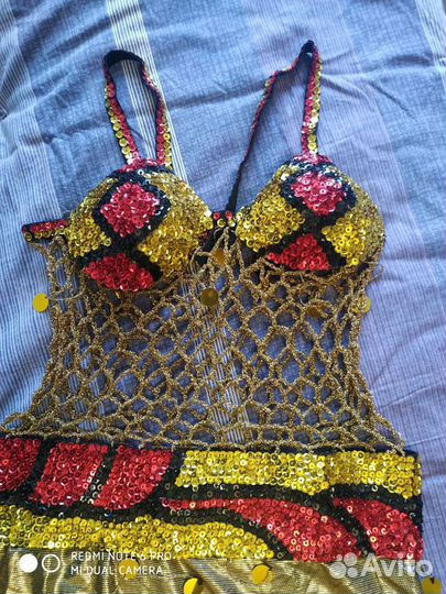 Танцевальный костюм