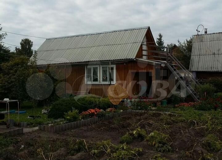 Дача 40 м² на участке 10 сот.