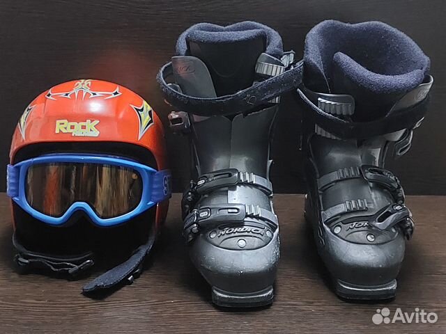 Горнолыжный комплект для ребенка