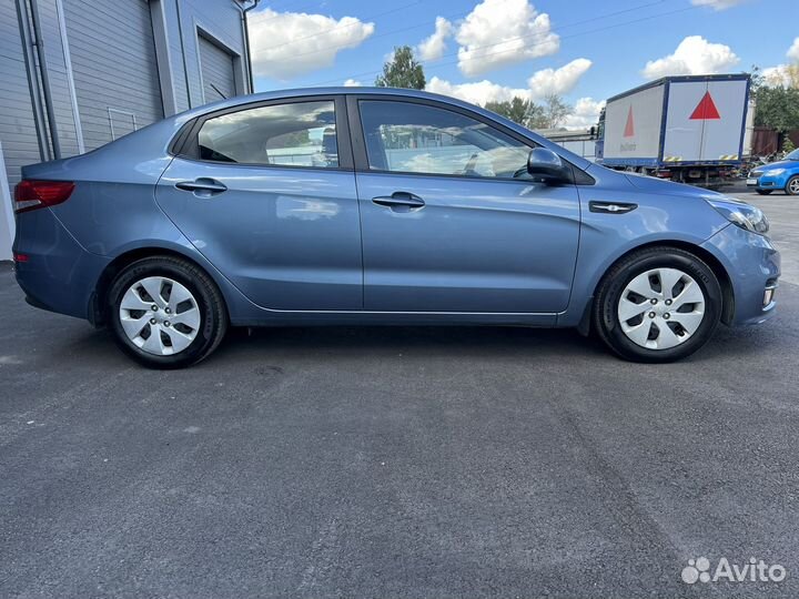 Kia Rio 1.6 AT, 2015, 90 570 км