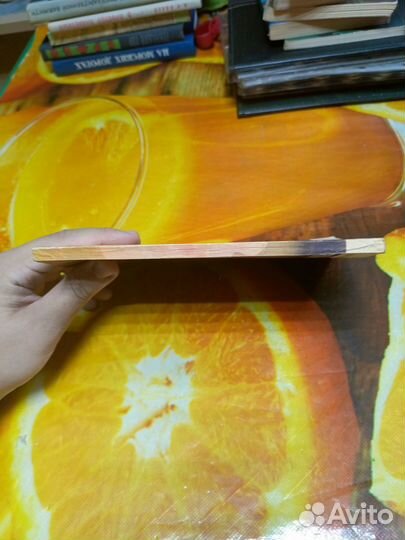 Книга А. Стругацкий Путь на Амальтею 1960г