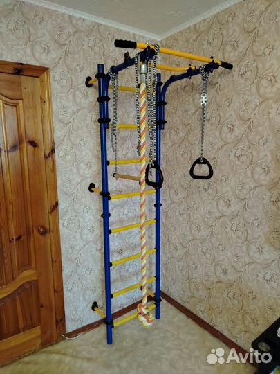 Спортивный комплекс на базе шведской стенки