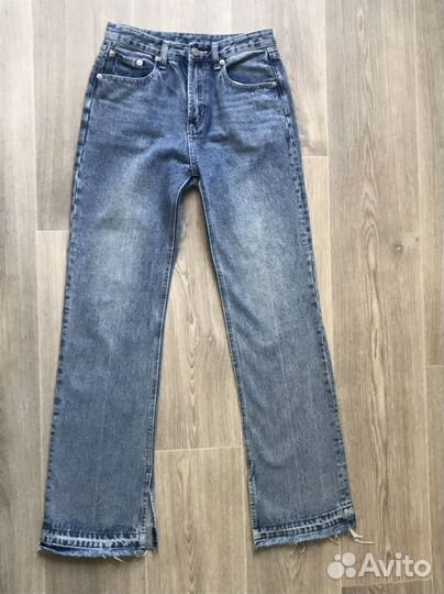 Джинсы