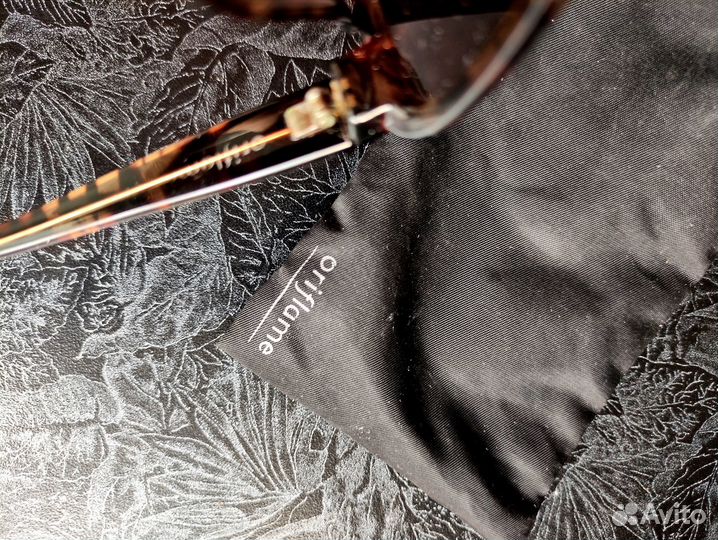 Солнцезащитные очки женские