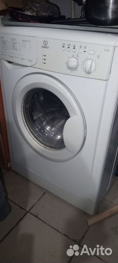 Стиральная машина indesit