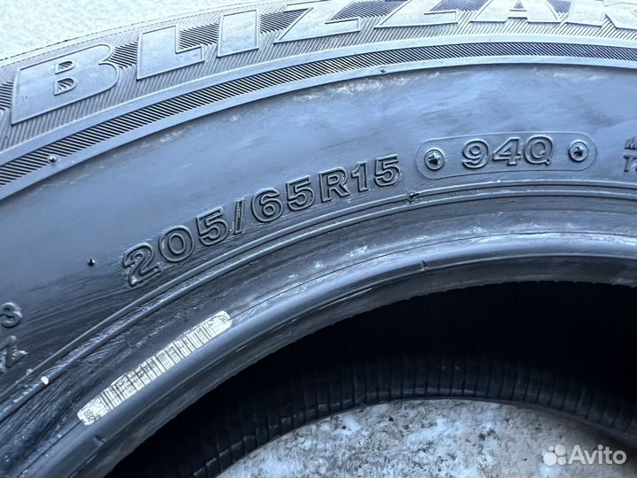 Bridgestone Blizzak Revo GZ 205/65 R15