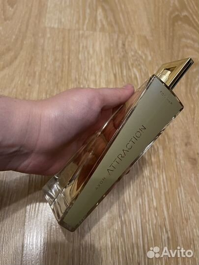 Туалетная вода женская avon. Attraction