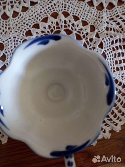 Гжель чашечка с блюдцем