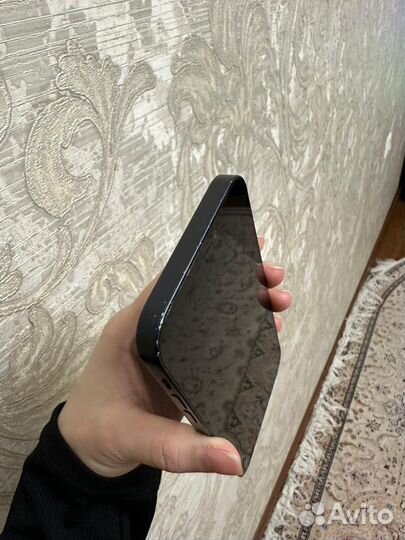 iPhone 12, 64 ГБ