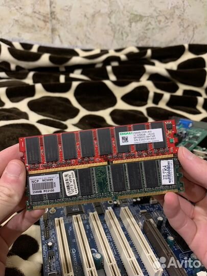 Материнская плата с процессором